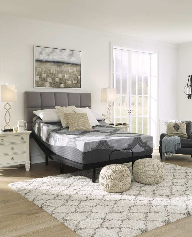 Sierra Sleep® by Ashley® 1100 Hybrid Firm Tight Top Queen Mattress in a Box-8