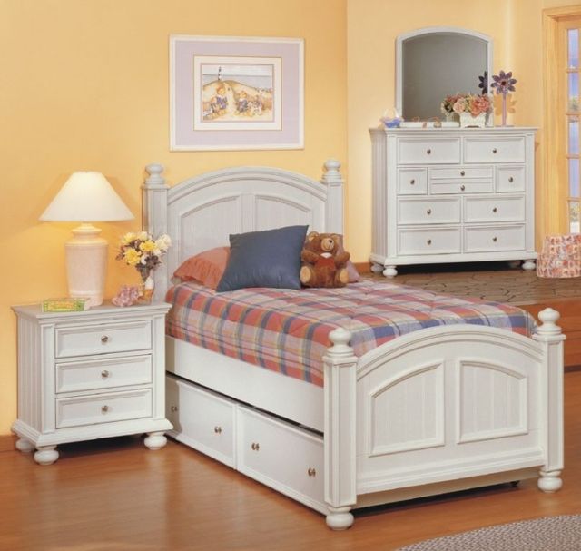 Winners Only® Cape Cod Eggshell White Youth Twin Panel Bed-1
