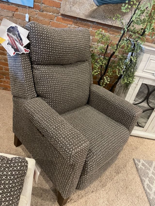 Best® Home Furnishings Customizable Prima Fabric Power Tilt