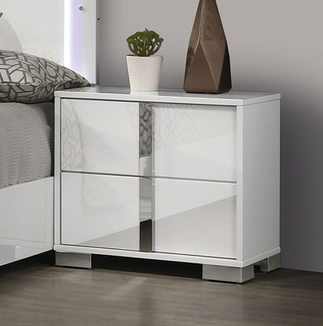 Furniture of America® Sinistra 4-Piece White Queen Bedroom Set-2