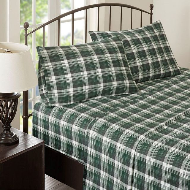 Olliix by Woolrich Green Plaid King Flannel Cotton Sheet Set-4