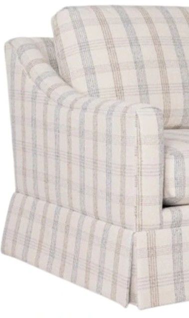 Smith Brothers Customizable 260 Swivel Chair-1