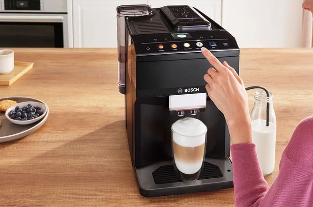 Bosch® 500 Series VeroCafe Piano Black Fully Automatic Espresso Machine-3