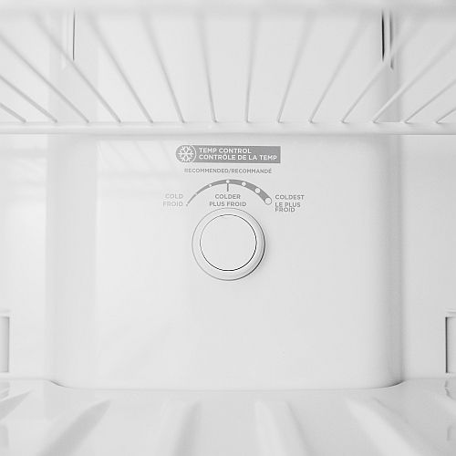 Danby® 27" 18 Cu. Ft. White Frost-Free Top Freezer Refrigerator-4