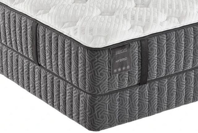 Scott Living™ Signature 15" Hybrid Plush Tight Top Queen Mattress-1