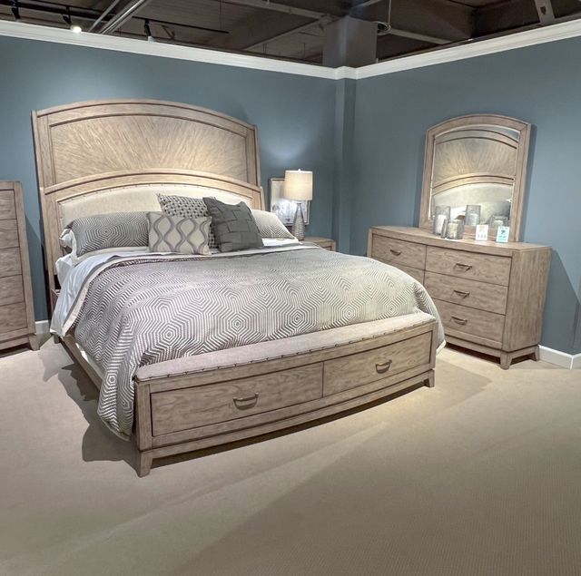 Liberty Furniture Avalon Burnished Beige King Upholstered Panel Bed-1