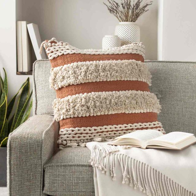 Surya Helena Burnt Orange 22"x22" Pillow Shell-4