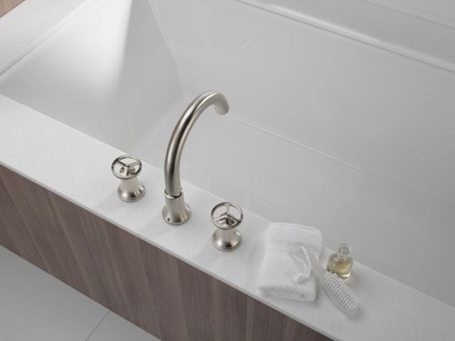 Delta Trinsic® Stainless Roman Tub Faucet Trim-3