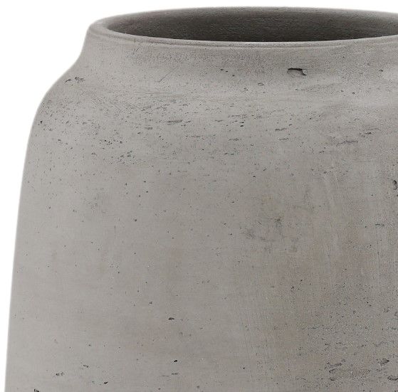 Dovetail Furniture Iliad Natural Gray Vase-1