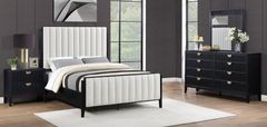 Coaster® Brookmead 4-Piece Black/Off-White California King Panel Bedroom Set