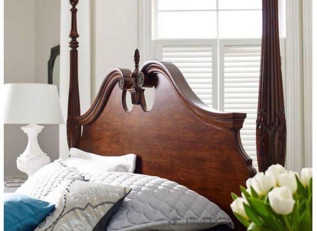 Kincaid® Hadleigh Clear Black Cherry Rice Queen Carved Bed-2