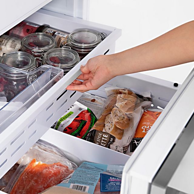 ZLINE Autograph Edition 30 in. 16.1 Cu. Ft. Stainless Steel/Gold Bottom Freezer Refrigerator-6