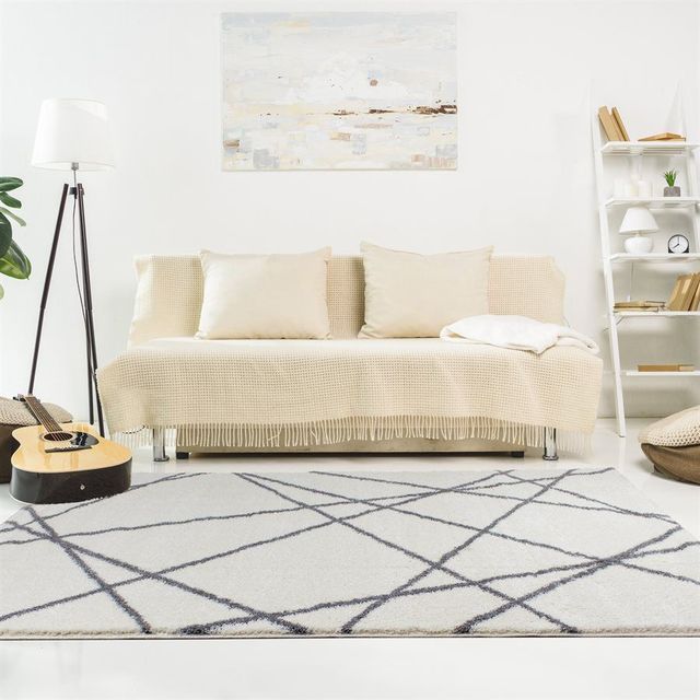 Kalora Interiors Fergus White 5'3" x 7'7" Rug-1