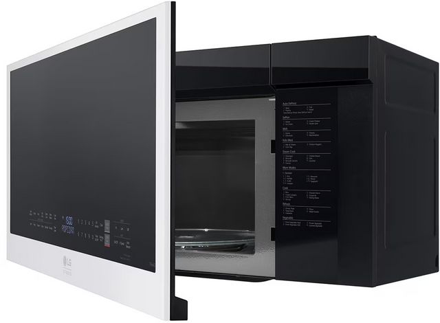Four à micro-ondes à hotte intégrée de 30 po LG Studio® de 2.0 pi³ - Essence blanc-8