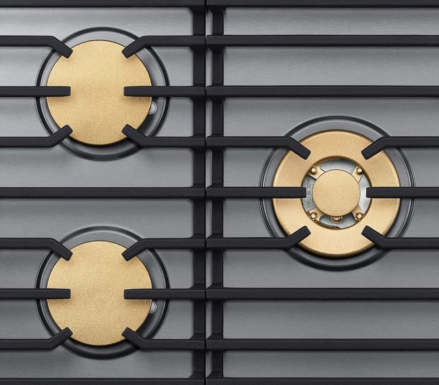 Dacor® Contemporary 36" Stainless Steel Natural Gas Cooktop-3