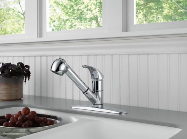 Peerless Core Chrome Kitchen Pull-Out Faucet-1
