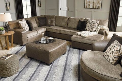 Benchcraft® Abalone 2-Piece Chocolate Sectional with Ottoman-3