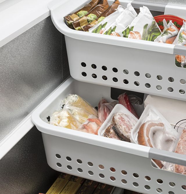 GE® 21.7 Cu. Ft. White Chest Freezer-8