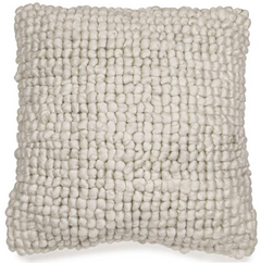 Signature Design by Ashley® Aavie 4-Piece Ivory Pillow Set