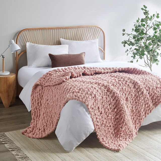 Olliix by Madison Park Chenille Chunky Knit Blush Throw-3