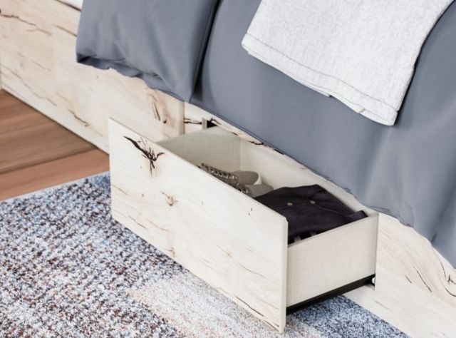 Benchcraft® Lawroy Light Natural Queen 2-Drawer Storage Panel Bed-7