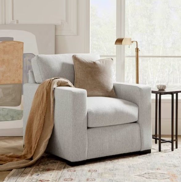 Bassett® Furniture Customizable Everyday Value Anson Track Arm Chair-1