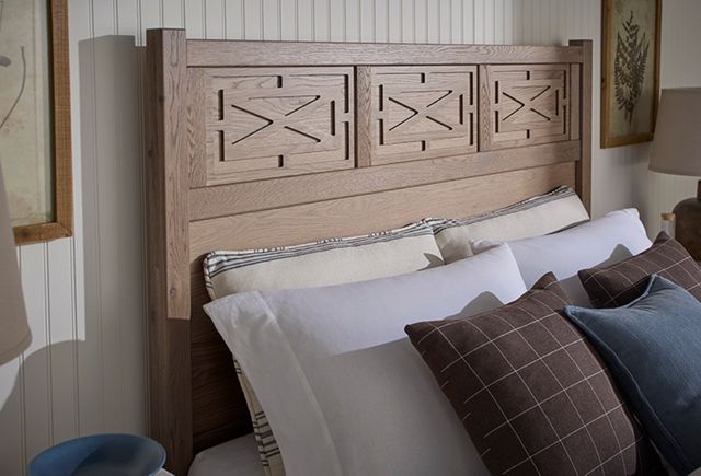 Vaughan-Bassett Tide & Timber Clear Oak California King Panel Bed-2