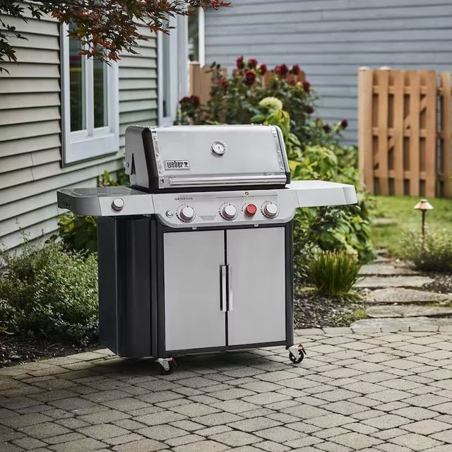 Weber® Genesis S-335 3-Burner Black Freestanding Natural Gas Grill-2