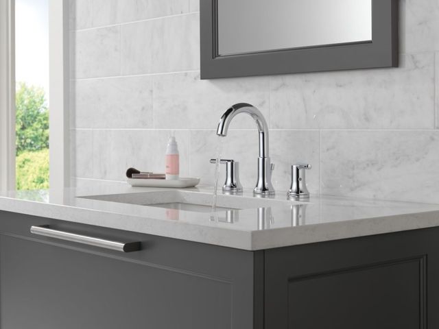 Delta Trinsic® Chrome 2-Handle Lever Widespread Bathroom Faucet with Pop-Up Drain-2