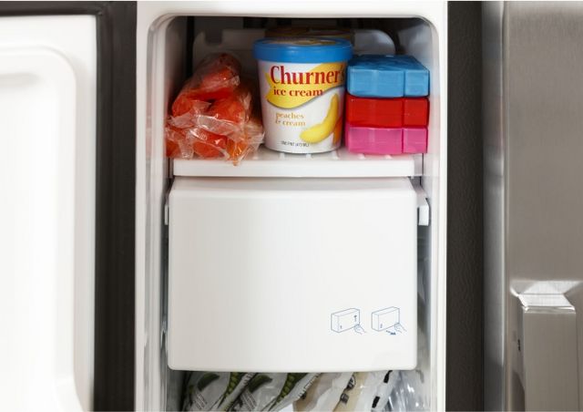 GE® 33 in. 23.0 Cu. Ft. Fingerprint Resistant Stainless Steel Side-by-Side Refrigerator-19