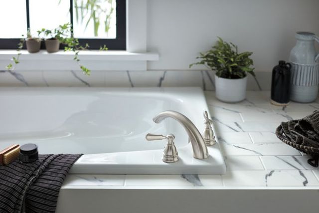 Peerless Elmhurst® Brushed Nickel Roman Tub Trim Kit-1