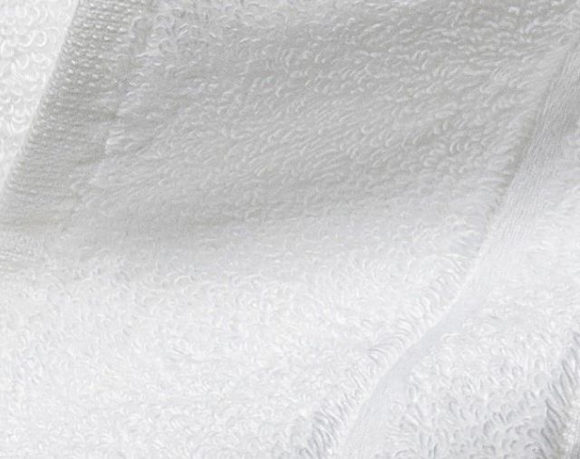 Cariloha White Viscose and Turkish Cotton Blend Bath Sheet-1