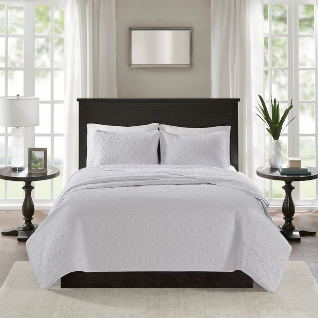 Olliix by Madison Park White King/California King Quebec Reversible Coverlet Set-0