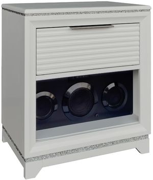 Click to view more images of the product.