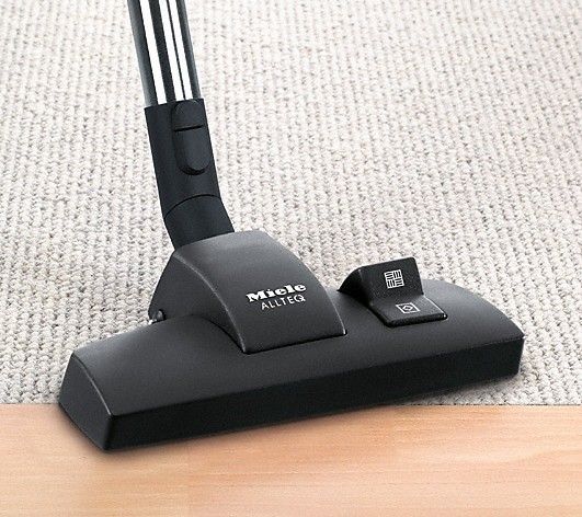 Miele Vacuum Complete C3 HomeCare PowerLine Mango Red Canister Vacuum-3