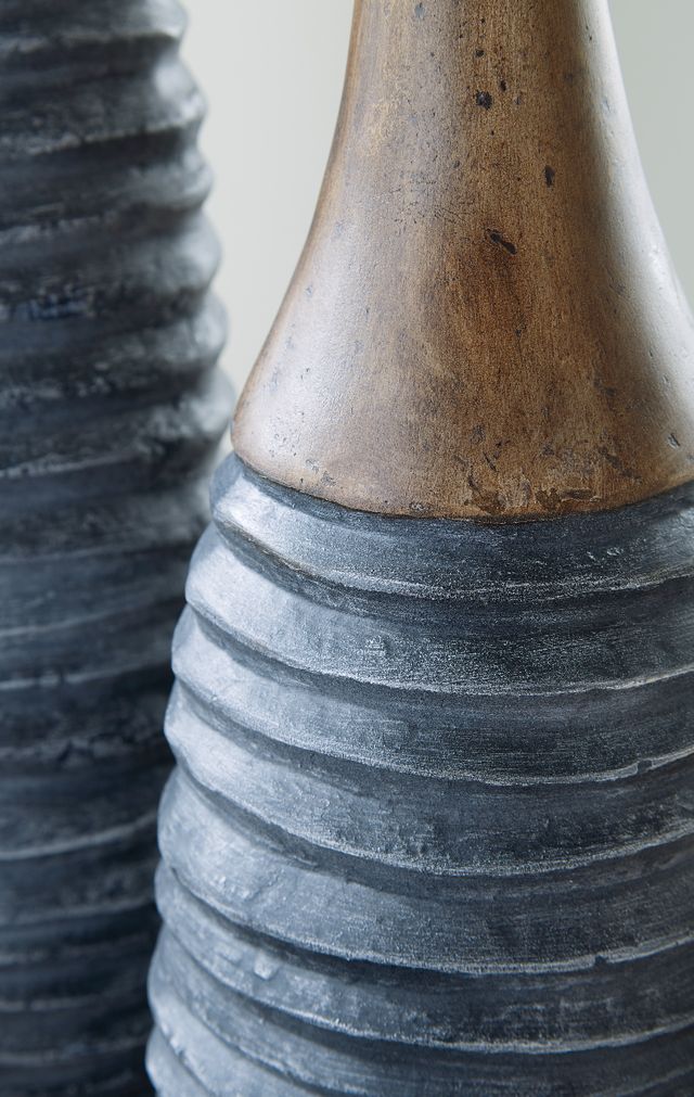 Signature Design by Ashley® Blayze 2-Piece Antique Gray/Brown Vase Set-4