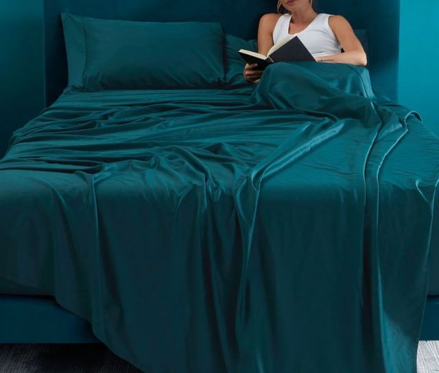 BEDGEAR® Hyper-Cotton™ Performance® 4-Piece Deep Teal Queen Sheet Set-1