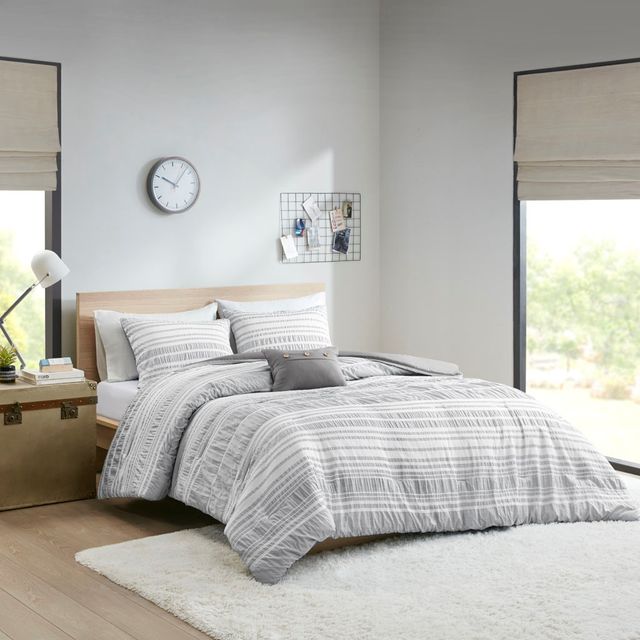 Olliix by Intelligent Design Lumi Grey Twin/Twin XL Striped Comforter Set-2