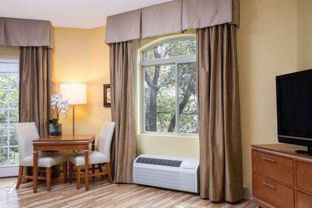 Friedrich FreshAire® 9,600 BTU White Through the Wall Air Conditioner-2