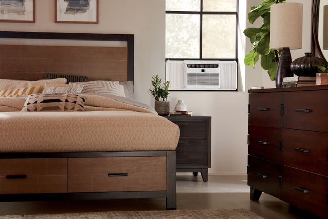 Frigidaire® 5,000 BTU's White Window Mount Air Conditioner-4