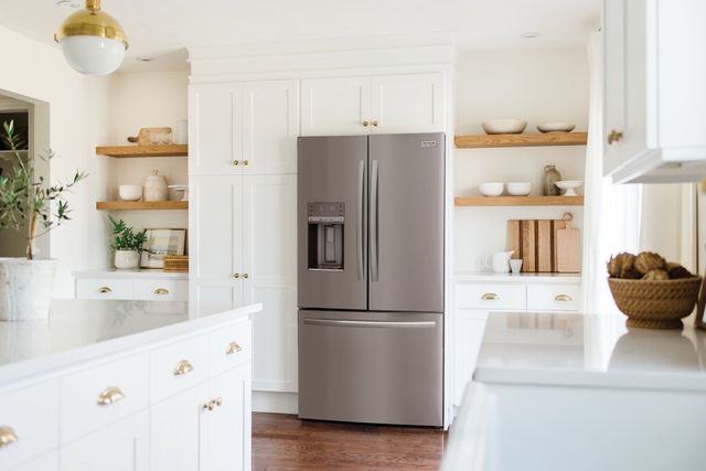 Frigidaire Gallery® 36 in. 27.8 Cu. Ft. Smudge-Proof® Stainless Steel French Door Refrigerator-10