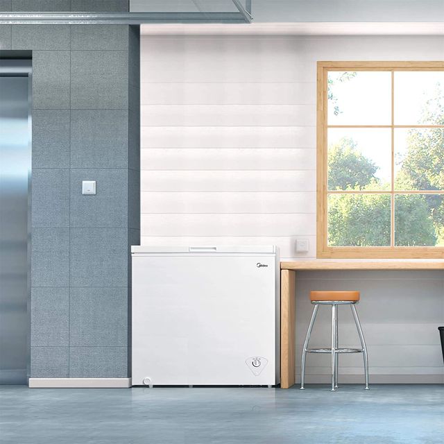Midea® 7.0 Cu. Ft. White Chest Freezer-2