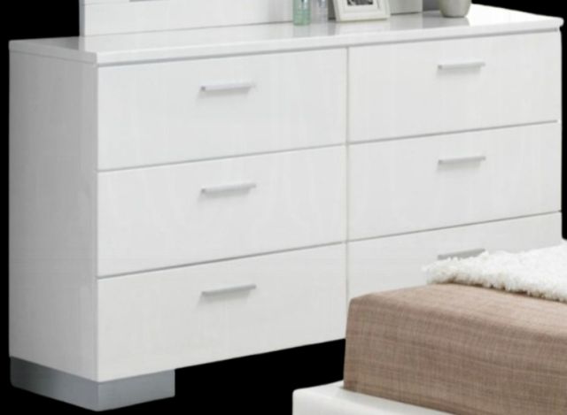 ACME Furniture Lorimar Chrome/White Dresser-0
