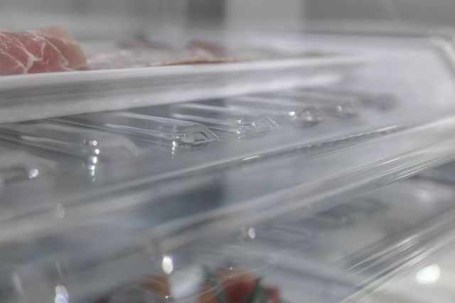 Thermador® Masterpiece® 30 in. 16.0 Cu. Ft. Stainless Steel Built-In Bottom Freezer Refrigerator-3