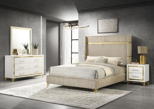 Coaster® Lucia 4-Piece Beige/White Eastern King Bedroom Set