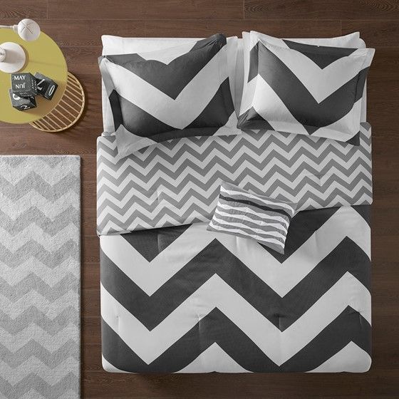 Olliix by Mi Zone Libra Black Twin/Twin XL Comforter Set-1