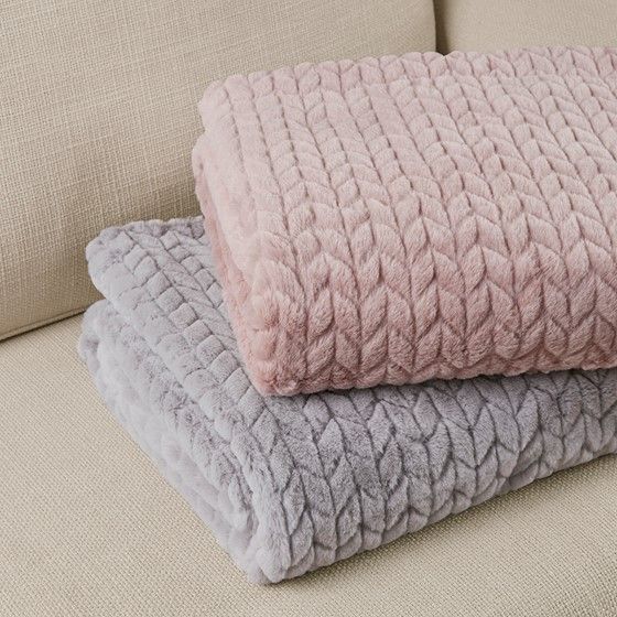 Olliix by Madison Park Olivia Blush Carved Serengeti Fur Throw-3