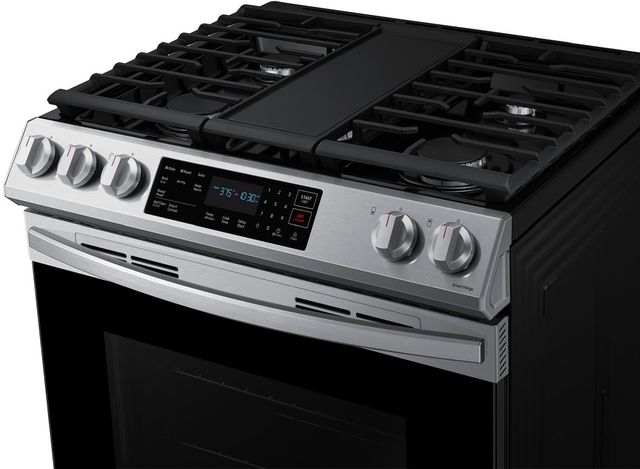 Samsung Bespoke 30" Slide In Gas Range-2
