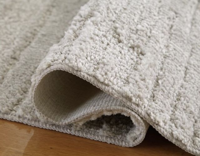 Signature Design by Ashley® Ivygail Gray 5'x7' Medium Area Rug-3