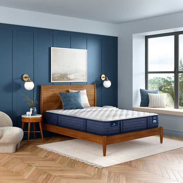 Serta® iComfort Pro™ Northampton 12.5" Latex Firm Tight Top Queen Mattress-9